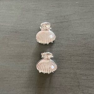 Mini Silver Metal Scallop Shell White Pearl Two Set Pair Lobster Claw Hair Clip